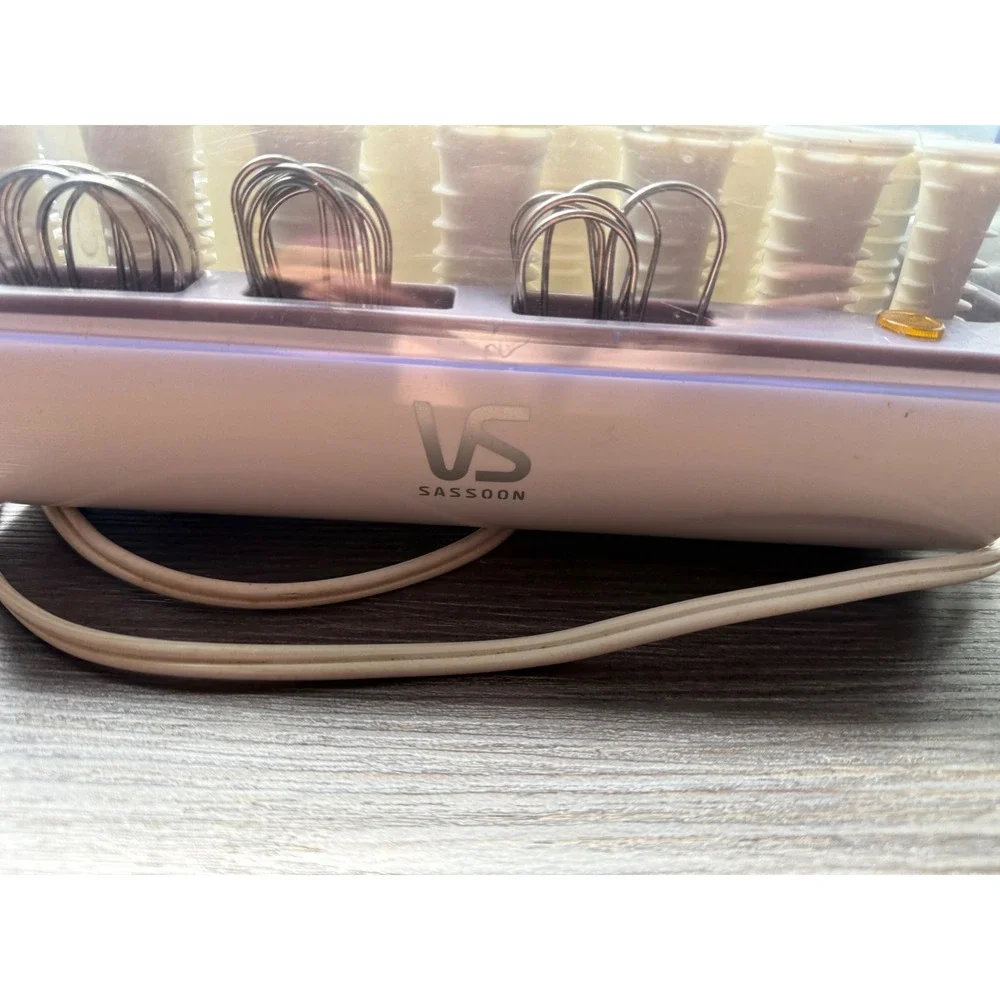 Vidal Sassoon Hairsetter curlers Model E65995 20‎ curlers 19 clips